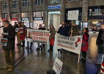 129. Mahnwache für Gerechtigkeit in Köln abgehalten
