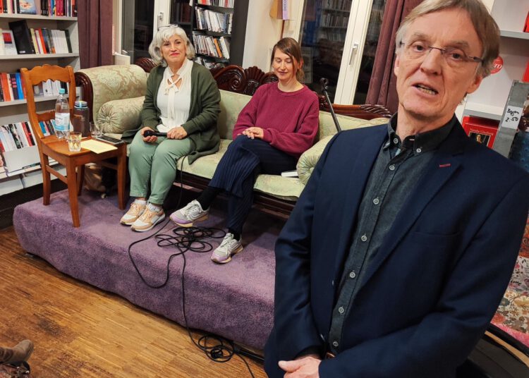 Lesung mit Leyla Bektaş im Buchsalon Ehrenfeld