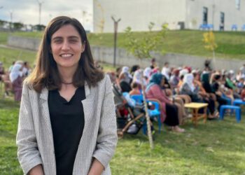 „Frauen kämpfen um die Macht“