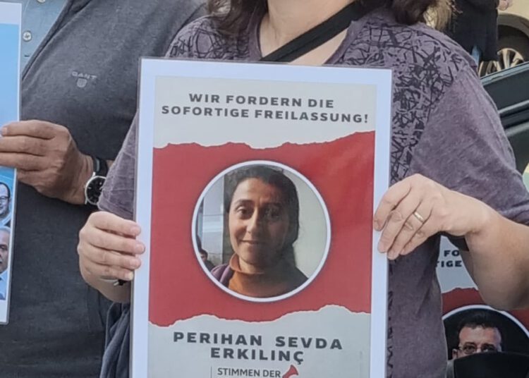 „136. Mahnwache: krank, inhaftiert, vergessen? Wir schweigen nicht!“