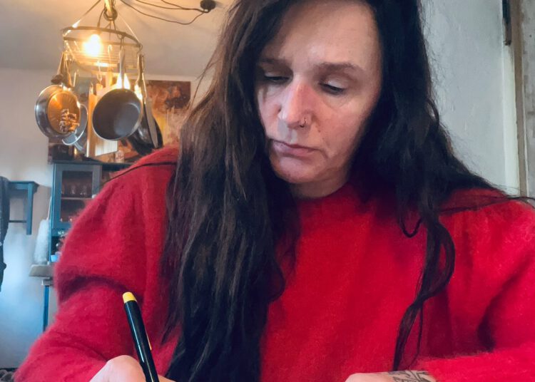 Die Postkarten stehen für Hoffnung