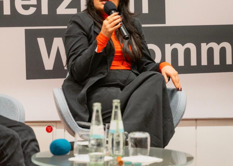 Feministische Perspektiven aus Iran, Syrien/Rojava und Afghanistan