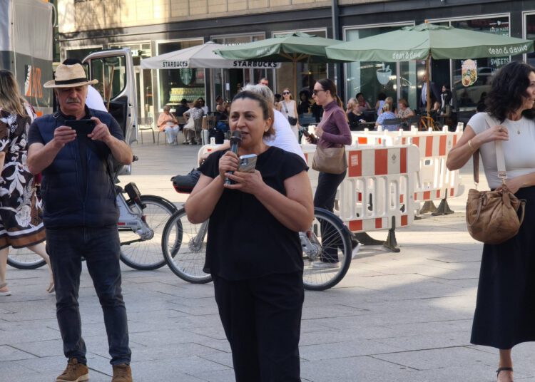Proteste nach Absetzung des CHP-Vorsitzenden Özel